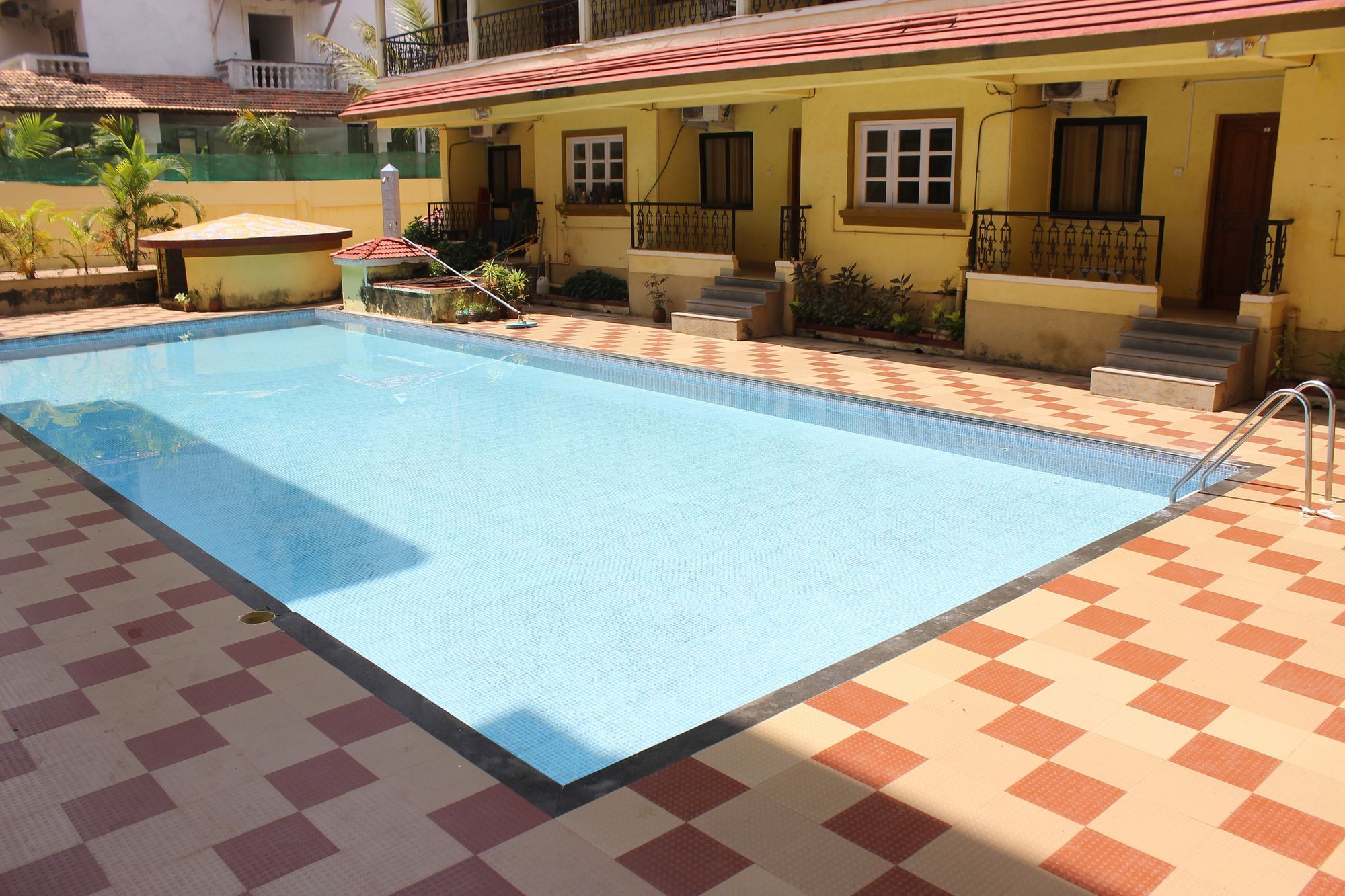 Oyo 7333 V Palms Hotell Candolim Eksteriør bilde